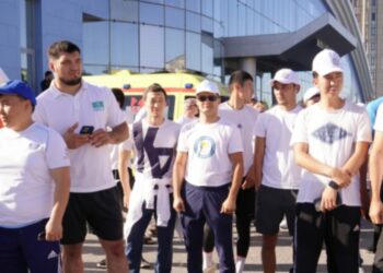 БҰҚАРАЛЫҚ ЖҮГІРУГЕ БЕС ЖҮЗДЕН АСТАМ ҚАЛА ТҰРҒЫНЫ ҚАТЫСТЫ