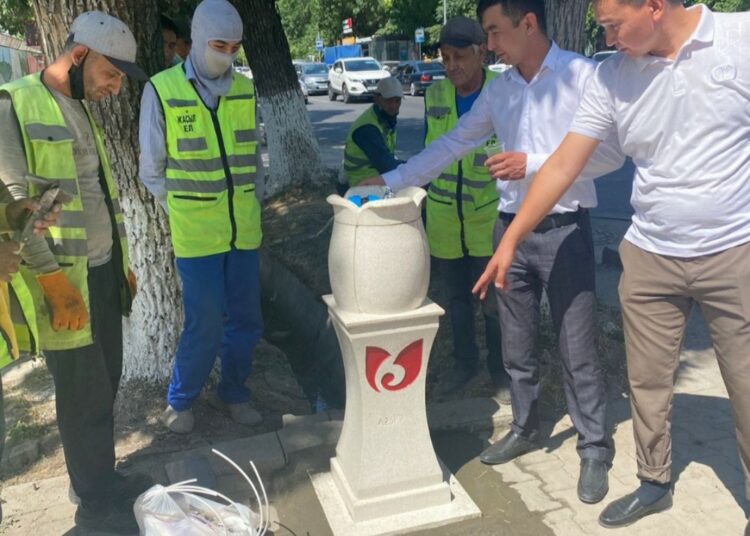 ШЫМКЕНТТЕ 6 ЖЕРГЕ АУЫЗСУ БҰРҚАҚТАРЫ ОРНАТЫЛДЫ