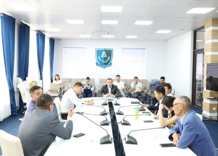 Сарапшылар көші-қон саласындағы сыбайлас жемқорлық тәуекелдерін талқылады