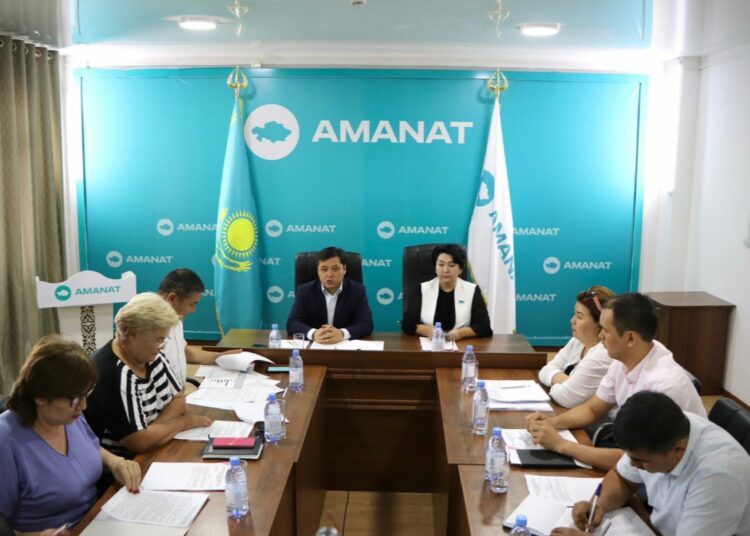 «AMANAT»: БИЫЛ СОЛТҮСТІК ОБЛЫСТАРҒА 6,5 МЫҢНАН АСТАМ ОТБАСЫ КӨШЕДІ