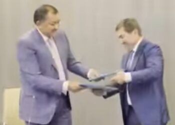МҰРАТ ӘЙТЕНОВ МАҢҒЫСТАУ ОБЛЫСЫНЫҢ ӘКІМІМЕН КЕЗДЕСТІ