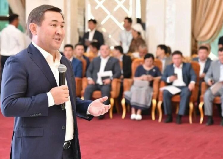 ҚАЛА ӘКІМІ ҚАРАТАУ АУДАНЫ ТҰРҒЫНДАРЫНЫҢ МӘСЕЛЕЛЕРІН ТЫҢДАДЫ