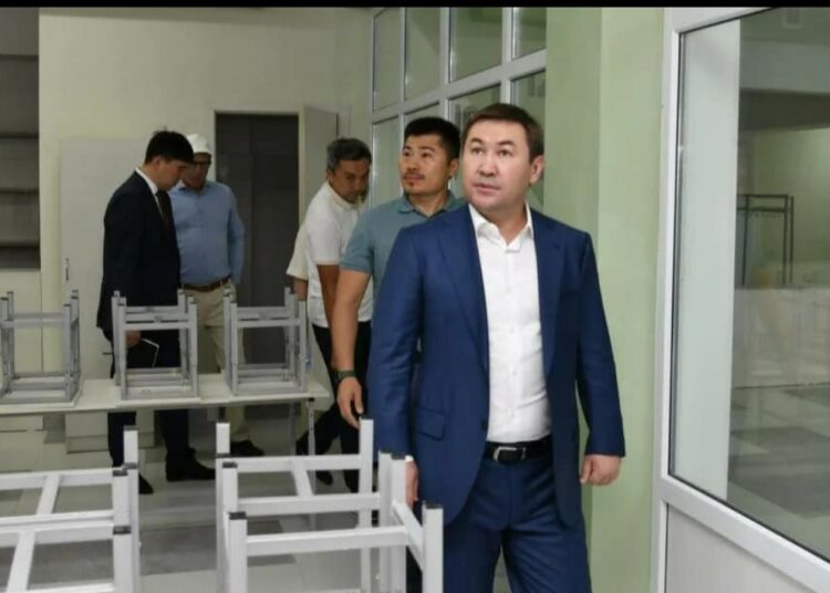 №38 МЕКТЕПТЕ ҚҰРЫЛЫС ЖҰМЫСТАРЫ ЖҮРУДЕ