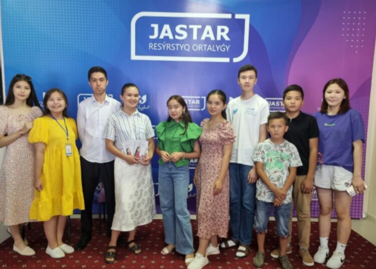 ЖАС АҚЫНДАРМЕН КЕЗДЕСУ ӨТТІ