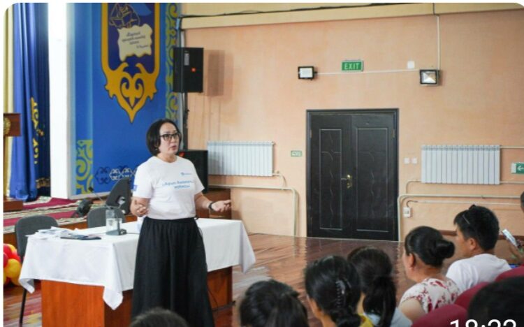 «Ауыл аманаты»: Партия мүшелері 74 ауылдық округті аралады