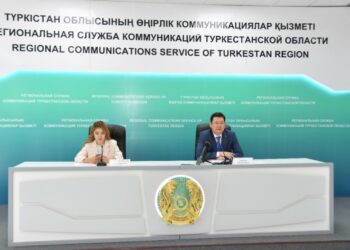 ТҮРКІСТАН: АӘК АЛАТЫН ОТБАСЫЛАРДЫҢ БАЛАЛАРЫ МЕКТЕП ФОРМАСЫМЕН ҚАМТАМАСЫЗ ЕТІЛЕДІ