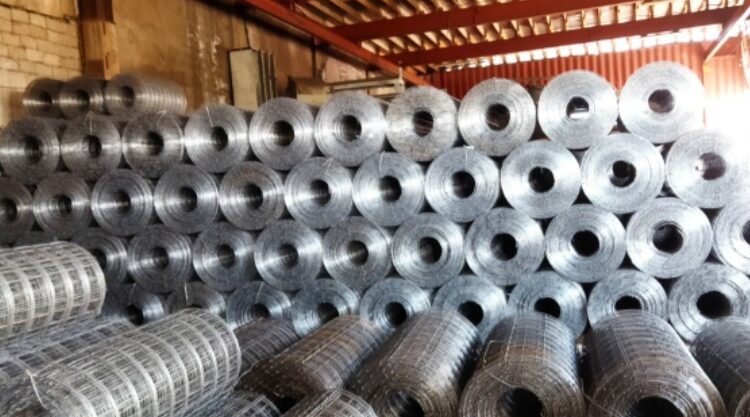 Отырарлық жас кәсіпкер мемлекеттік грантпен темірден тор жасау өндірісін дамытып отыр