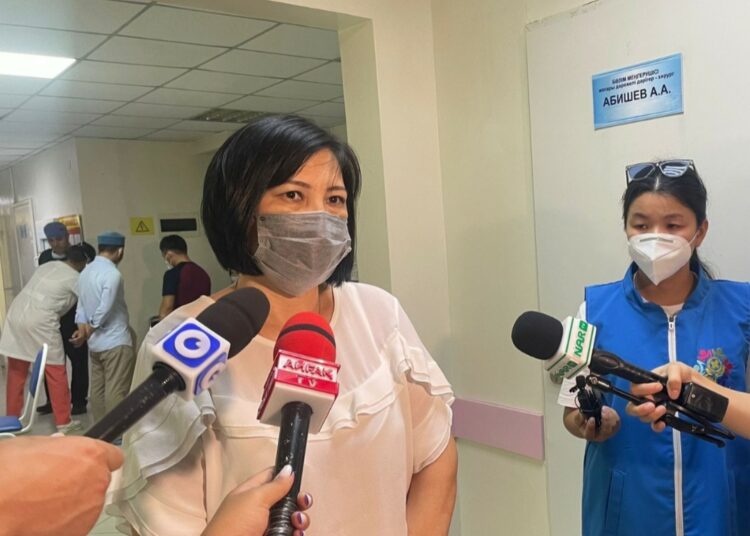 ШЫМКЕНТТІК ДӘРІГЕРЛЕР ҚАЙЫРЫМДЫЛЫҚ ШАРАСЫН ҚОЛҒА АЛДЫ