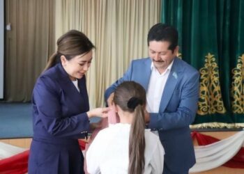 «БАЛАНЫ МЕКТЕПКЕ ДАЯРЛАЙЫҚ!» АКЦИЯСЫ ЖАЛҒАСУДА