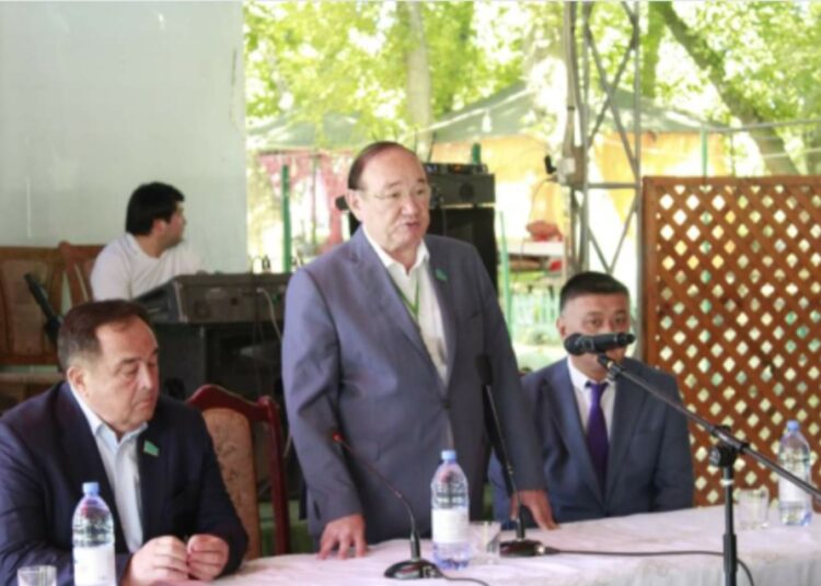 БҮГІН ҚАЗАҚСТАН РЕСПУБЛИКАСЫ ПАРЛАМЕНТІНІҢ СЕНАТ ДЕПУТАТТАРЫ АУДАНҒА ІС-САПАРЫМЕН КЕЛДІ