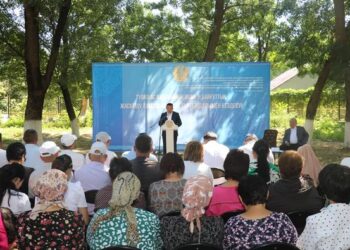 БИЫЛ РЫСҚҰЛ АУЫЛЫНДА ЖАҢА ФЕЛЬДШЕРЛІК-АКУШЕРЛІК ТІРЕК БОЙ КӨТЕРЕДІ