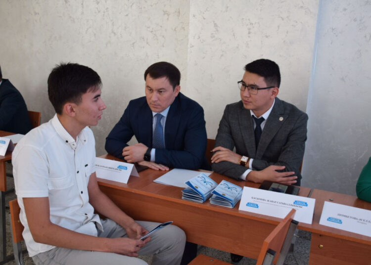 Түркістан облысында «Халық заңгері» жалпыреспубликалық акциясы өтті