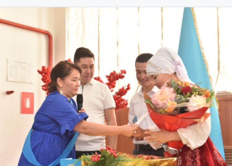 ОТБАСЫ КҮНІ ОТБАСЫЛЫ БОЛҒАНДАР НЕКЕ КУӘЛІГІН АЛДЫ