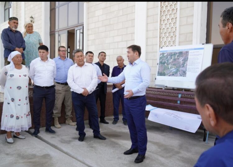 ҚАЛА ӘКІМІ КӨКБҰЛАҚ ЕЛДІМЕКЕНІ ТҰРҒЫНДАРЫМЕН КЕЗДЕСТІ