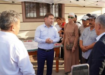 ЫНТЫМАҚ-2 ШАҒЫН АУДАНЫНЫҢ БАТЫС БӨЛІГІН ИНФРАҚҰРЫЛЫММЕН ҚАМТУ ЖАЛҒАСУДА