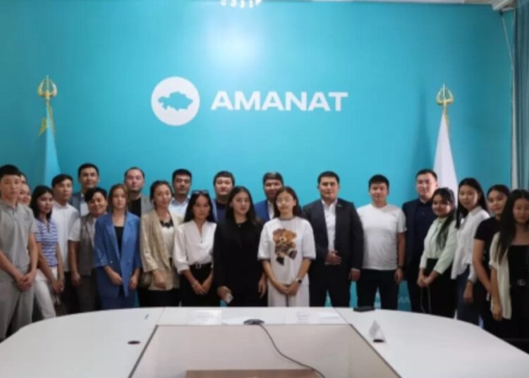 АЙМАҚТЫҚ КЕҢЕСТІҢ КЕЗЕКТІ ОТЫРЫСЫ ӨТТІ