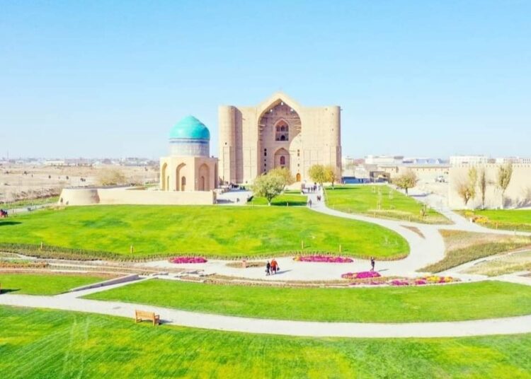 ТҮРКІСТАН ОБЛЫСЫНДА 26 МЕКТЕПКЕ, 3 КІТАПХАНАҒА ТАРИХИ ТҰЛҒАЛАРДЫҢ ЕСІМІ БЕРІЛДІ