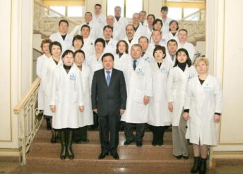 ТҮРКІСТАН: ТАНЫМАЛ ДӘРІГЕР МҰҚАН ЕГІЗБАЕВТЫҢ 60 ЖЫЛДЫҒЫНА ОРАЙ  ІС-ШАРАЛАР ӨТЕДІ