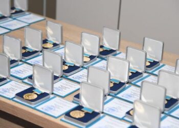 ЧЕСТВОВАЛИ ВЕТЕРАНОВ ЗДРАВООХРАНЕНИЯ ТУРКЕСТАНСКОЙ ОБЛАСТИ