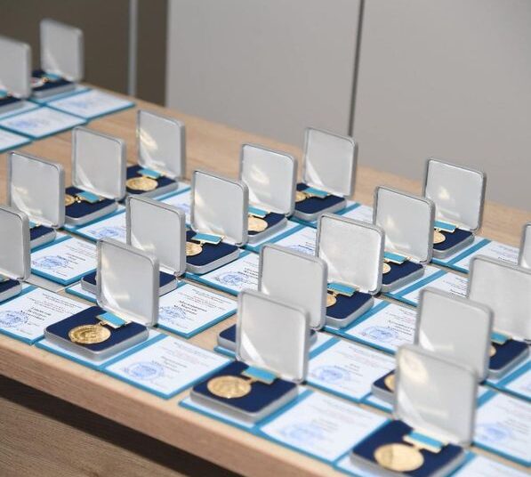 ЧЕСТВОВАЛИ ВЕТЕРАНОВ ЗДРАВООХРАНЕНИЯ ТУРКЕСТАНСКОЙ ОБЛАСТИ