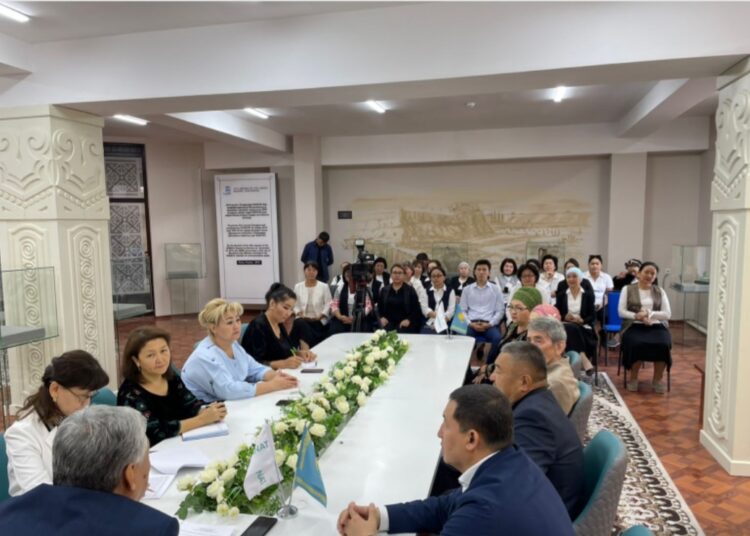 ЗИЯЛЫ ҚАУЫМ ӨКІЛДЕРІ ЖОЛДАУДЫҢ ӘР БАҒЫТЫНА ҮН ҚОСТЫ