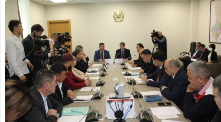 АГЕНТТІКТІҢ ПРЕВЕНЦИЯ ҚЫЗМЕТІНІҢ БАСШЫСЫ САЯН АХМЕТЖАНОВ ТҮРКІСТАНДЫҚ КӘСІПКЕРЛЕРМЕН КЕЗДЕСТІ