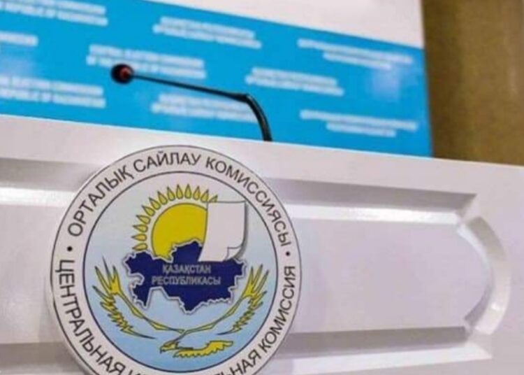 САЙЛАУ КҮНІ БРАЙЛЬ ШРИФТІМЕН ТРАФАРЕТТЕР ҚОЛДАНЫЛАДЫ