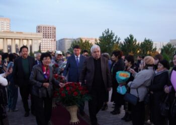 ШАНИН ҰРПАҚТАРЫМЕН КЕЗДЕСУ ӨТТІ