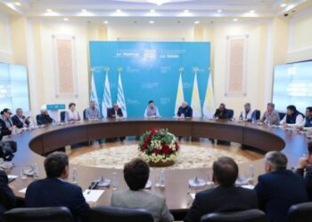 ҚАСЫМ-ЖОМАРТ ТОҚАЕВТЫҢ ЖАҚТАСТАРЫ ЖЕТІСУ ТҰРҒЫНДАРЫМЕН КЕЗДЕСТІ