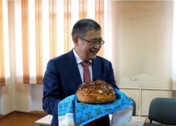 МЕЙРАМ ҚАЖЫКЕН: БІЛІМ ТҰЛҒА ҚАЛЫПТАСТЫРАДЫ