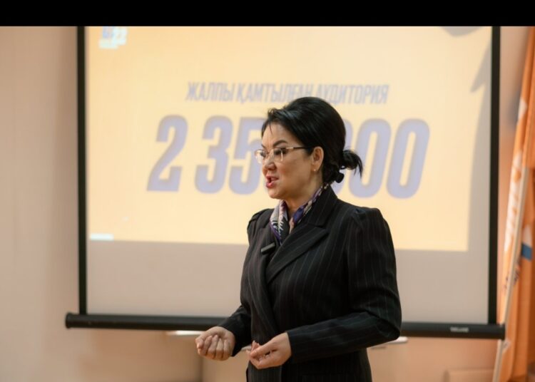 САЛТАНАТ ТҰРСЫНБЕКОВА ҚОСТАНАЙДА ҚҰҚЫҚ ҚОРҒАУШЫЛАРМЕН ЖӘНЕ ЗАҢГЕРЛЕРМЕН КЕЗДЕСТІ