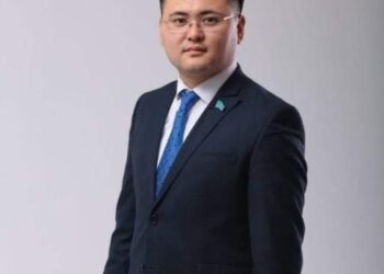 ТАҒДЫРШЕШТІ КЕЗЕҢДЕ ҚАЛЫС ҚАЛМАЙЫҚ