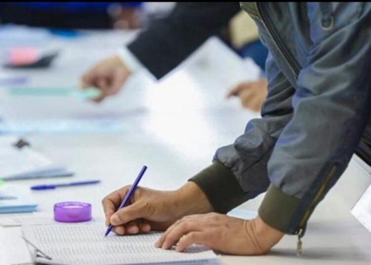 ТҰРҒЫЛЫҚТЫ ТІРКЕУІ ЖОҚ ҚАЗАҚСТАНДЫҚТАР САЙЛАУ УЧАСКЕСІНЕ ТІРКЕЛЕ АЛАДЫ