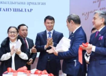 ТҮРКІСТАНДА АХМЕТ БАЙТҰРСЫНҰЛЫНЫҢ 150 ЖЫЛДЫҚ МЕРЕЙТОЙЫНА АРНАЛҒАН ТҮРКІТАНУШЫЛАРДЫҢ ХАЛЫҚАРАЛЫҚ КОНГРЕСІ ӨТТІ