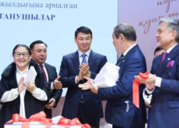 ТҮРКІСТАНДА АХМЕТ БАЙТҰРСЫНҰЛЫНЫҢ 150 ЖЫЛДЫҚ МЕРЕЙТОЙЫНА АРНАЛҒАН ТҮРКІТАНУШЫЛАРДЫҢ ХАЛЫҚАРАЛЫҚ КОНГРЕСІ ӨТТІ