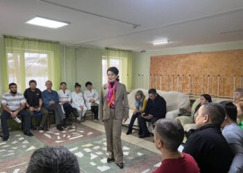 САЛТАНАТ ТҰРСЫНБЕКОВА ПАВЛОДАРДА ОҢАЛТУ ОРТАЛЫҒЫНА БАРДЫ