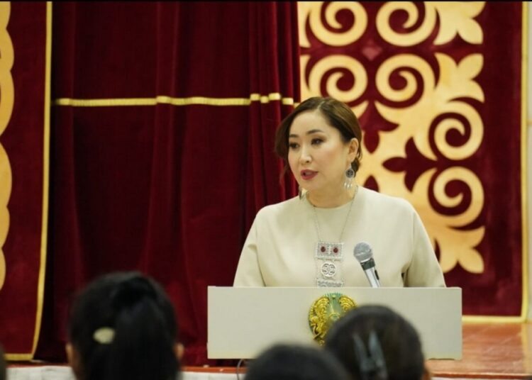 ҚАРАҚАТ ӘБДЕН ОТБАСЫ ЖӘНЕ ДЕМОГРАФИЯ МИНИСТРЛІГІН ҚҰРУДЫ ҰСЫНДЫ