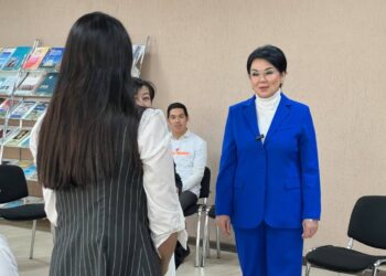 САЛТАНАТ ТҰРСЫНБЕКОВА ЖЕРГІЛІКТІ ХАЛЫҚПЕН КЕЗДЕСУ ӨТКІЗДІ