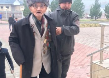 Кентау қаласында Ұлы Отан Соғысының ардагері саяси науқанға қатысып, өз таңдауын жасады