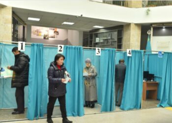 «МЕРЕЙЛІ ОТБАСЫ» БАЙҚАУЫНЫҢ ЖЕҢІМПАЗЫ ЖАҚЫПОВТАР ТАҢДАУ ЖАСАДЫ