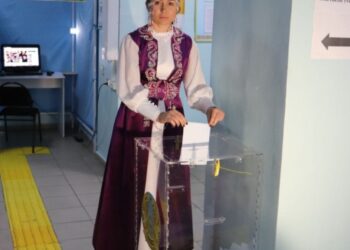 ҰЛТТЫҚ КИІММЕН КЕЛГЕН ТҰРҒЫН ӨЗ ТАҢДАУЫН ЖАСАДЫ