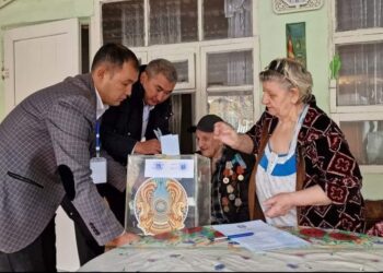 ТҮРКІСТАН: МАҚТААРАЛДАҒЫ САЙЛАУ УЧАСКЕЛЕРІНДЕ КОНЦЕРТТІК БАҒДАРЛАМАЛАР МЕН СПОРТТЫҚ ЖАРЫСТАР ӨТУДЕ