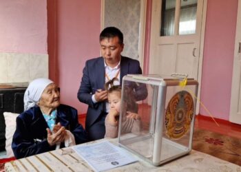 СОҒЫСТЫҢ СОҢҒЫ СОЛДАТЫ САЙЛАУДА ДАУЫС БЕРДІ