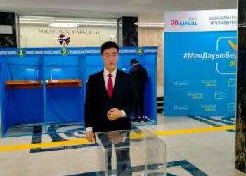 ШЫМКЕНТТЕГІ САЙЛАУ УЧАСКЕСІНЕ ҚАСЫМЖОМАРТ КЕЛДІ