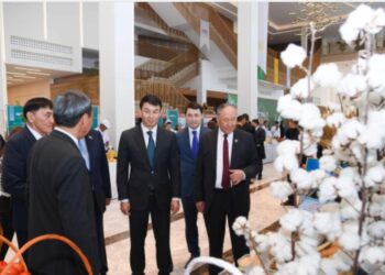 ТҮРКІСТАНДА АУЫЛ ШАРУАШЫЛЫҒЫ ҚЫЗМЕТКЕРЛЕРІНІҢ «ALTYN KÚZ — 2022» САЛТАНАТТЫ МЕРЕКЕСІ ӨТТІ