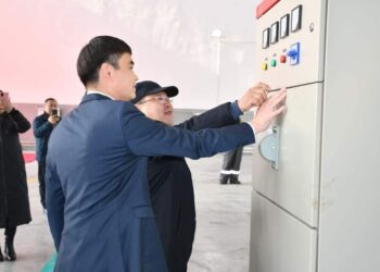 ТҮРКІСТАН: ОРДАБАСЫДА ЗАУЫТТЫҢ СИНТЕПОН ТАЛШЫҒЫН ӨНДІРЕТІН ЖЕЛІСІ ІСКЕ ҚОСЫЛДЫ