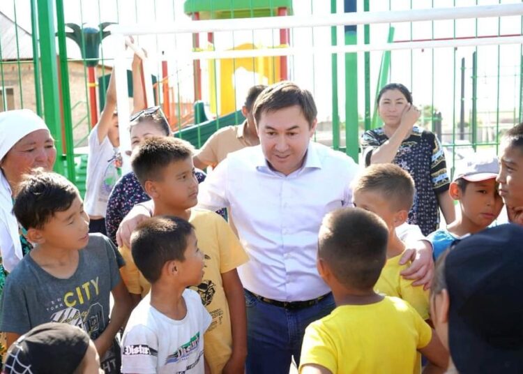 ХАЛЫҚПЕН ЕТЕНЕ ЖҰМЫС ІСТЕГЕН ӘКІМГЕ СЕНІМ АРТУ – ОРЫНДЫ ШЕШІМ