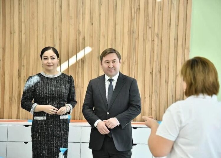 ШАҺАР БАСШЫСЫ “ҚАМҚОРЛЫҚ” БАЛАЛАРҒА ӘЛЕУМЕТТІК ҚЫЗМЕТ КӨРСЕТУ ОРТАЛЫҒЫНЫҢ ЖҰМЫСЫМЕН ТАНЫСТЫ