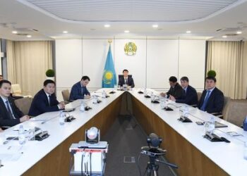 ТҮРКІСТАН ОБЛЫСЫНДА ӨНДІРІСТІ ДАМЫТУ, ИНВЕСТИЦИЯ ТАРТУ, АУЫЛ ШАРУАШЫЛЫҒЫ БОЙЫНША ЖАҢА ИНДИКАТОРЛАР БЕЛГІЛЕНДІ