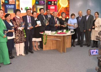 ТҮРКІСТАНДА САЯСИ ҚУҒЫН-СҮРГІН ҚҰРБАНДАРЫН ТОЛЫҚ АҚТАУ ЖӨНІНДЕГІ КІТАПТАР ЖИНАҒЫНЫҢ ТҰСАУКЕСЕРІ ӨТТІ